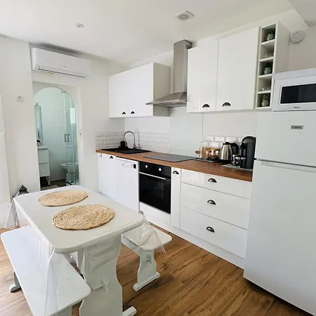 Maisonnette Proche Gare & Centre L Jardin L Clim Appartamento *