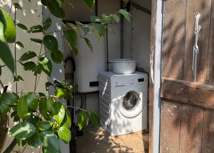 Maisonnette Proche Gare & Centre L Jardin L Clim * Castres (Tarn)